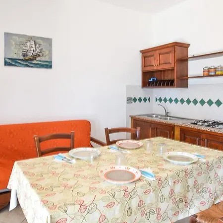 A Sa Serra Di Apartment *