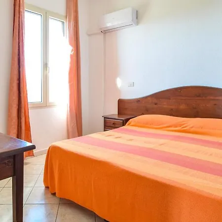Apartment A Sa Serra Di Orosei